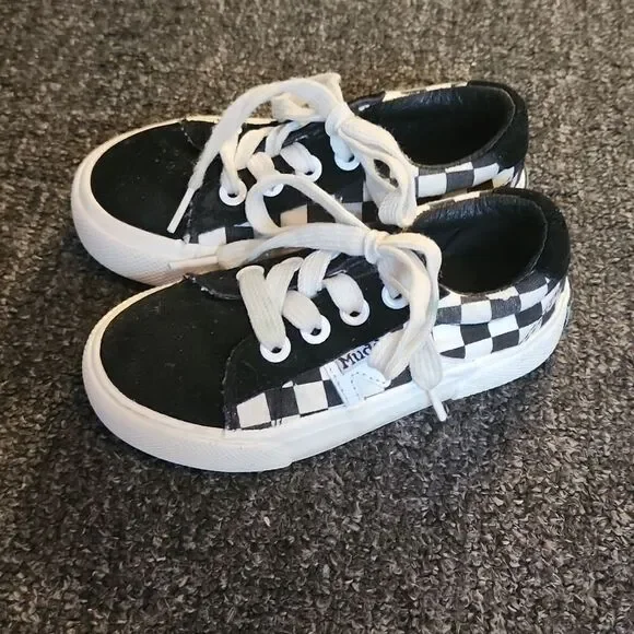 Toddler Mudd Sneakers  - Picture 2 of 2